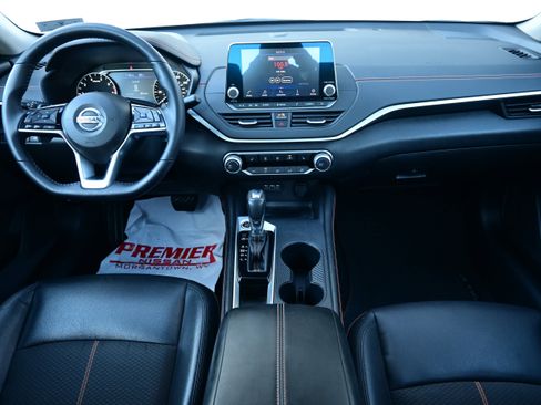 Certified 2020 Nissan Altima 2.5 SR w/ Premium Package image 13