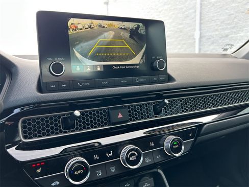 Certified 2023 Honda Civic EX image 24