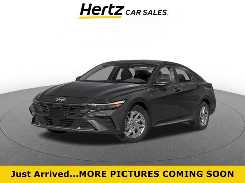 Used 2026 Hyundai Elantra Hybrid FWD image 1