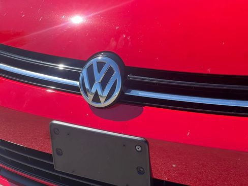 Used 2015 Volkswagen Golf SE w/ Lighting Package FWD image 34