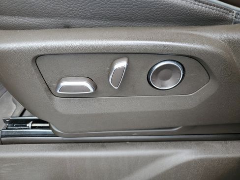 Used 2025 GMC Sierra 1500 Denali image 16