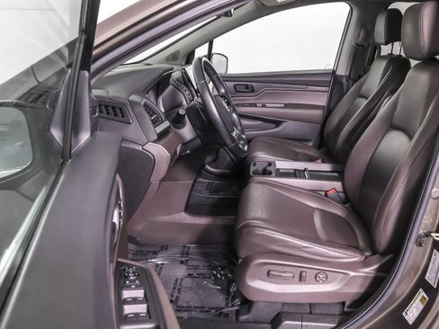 Used 2019 Honda Odyssey EX-L image 6