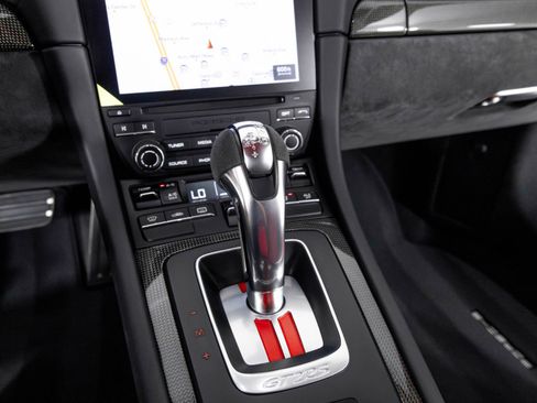 Used 2018 Porsche 911 GT2 RS image 24