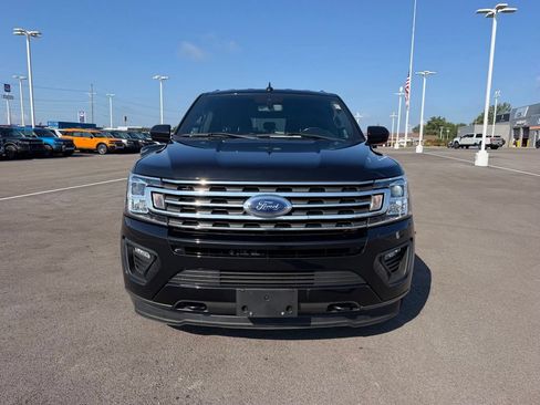 Used 2021 Ford Expedition Max XLT w/ Black Accent Package AWD/4WD image 2