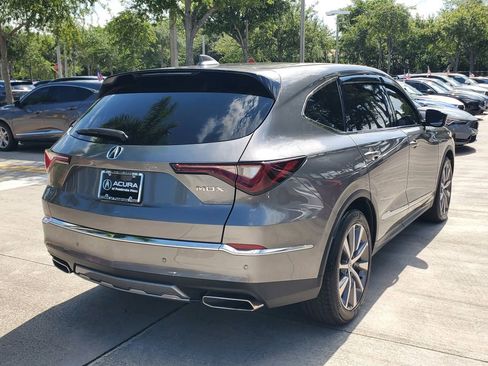 Used 2025 Acura MDX FWD w/ Technology Package image 7