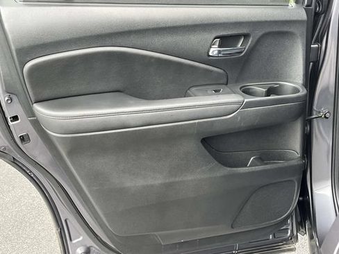 Used 2022 Honda Pilot Special Edition image 17