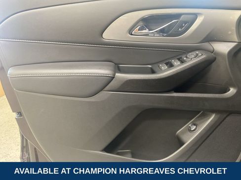 Certified 2023 Chevrolet Traverse LT FWD image 30