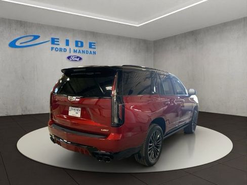 Used 2024 Cadillac Escalade V image 6
