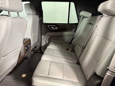 Used 2021 Chevrolet Tahoe LT w/ Luxury Package RWD image 46