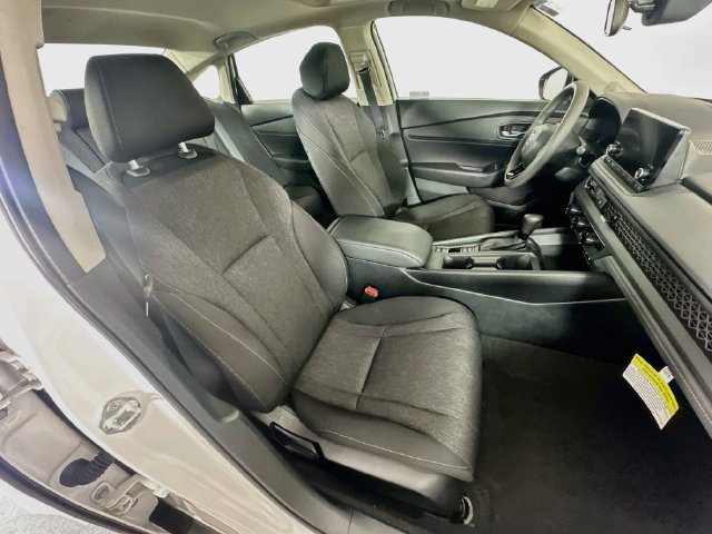 Certified 2025 Honda Accord SE image 7
