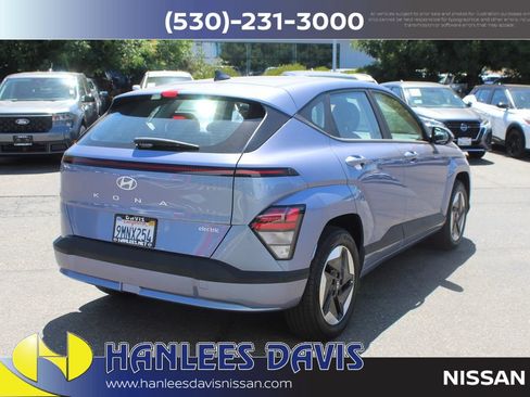 Used 2024 Hyundai Kona SE FWD image 7