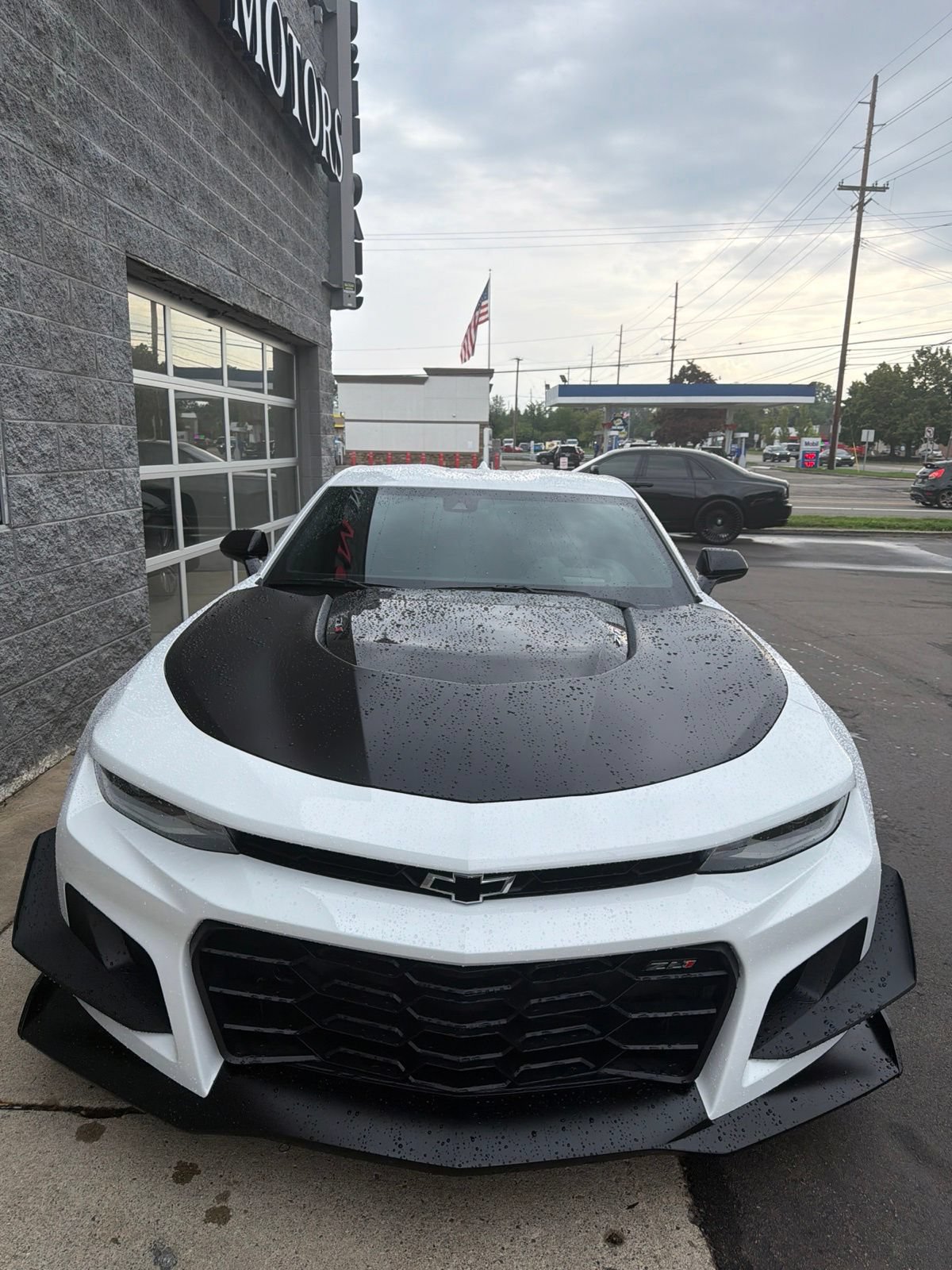 Used 2023 Chevrolet Camaro ZL1 RWD image 4