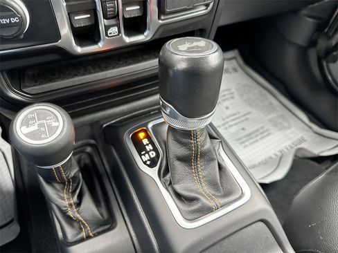 Used 2021 Jeep Wrangler Unlimited Sahara image 18