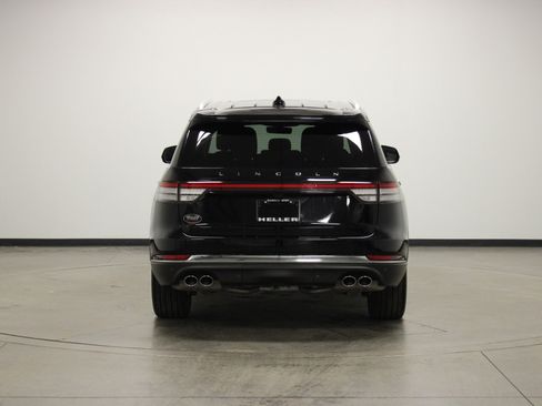Used 2025 Lincoln Aviator Reserve image 7