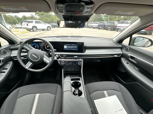 Used 2025 Hyundai Sonata SEL image 19
