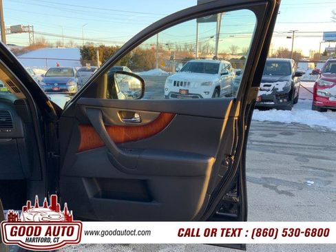 Used 2011 INFINITI FX35 AWD w/ Premium Pkg image 9