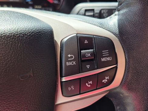 Used 2022 Ford Explorer XLT RWD image 14