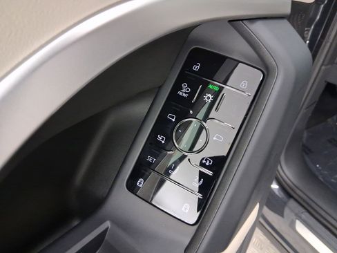 New 2025 Audi Q5 Premium Plus image 12