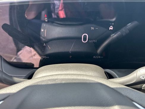 Used 2024 Buick Encore GX Preferred w/ Comfort Package FWD image 27