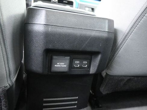 Used 2025 Toyota Tacoma TRD Sport w/ TRD Sport Upgrade Package AWD/4WD image 19