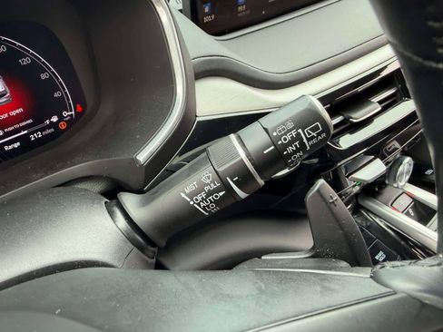 Certified 2023 Acura MDX SH-AWD w/ Technology Package image 33