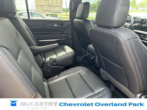 New 2026 Chevrolet Traverse LT w/ Driver Confidence Package FWD image 23