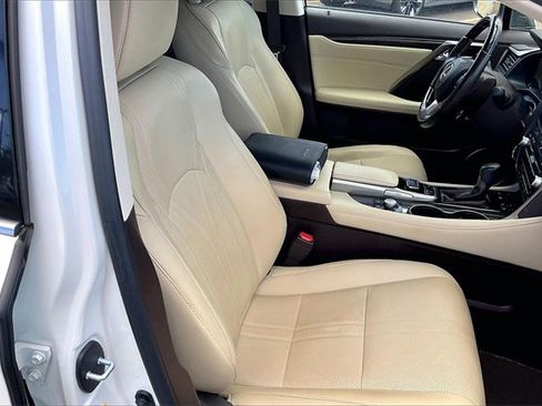 Used 2019 Lexus RX 450hL Luxury image 7