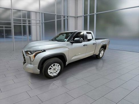 Certified 2025 Toyota Tundra SR5 image 4