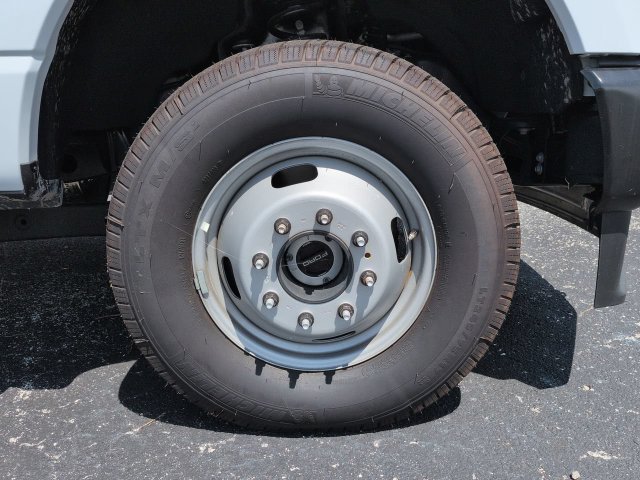 New 2026 Ford F350 XL AWD/4WD image 11