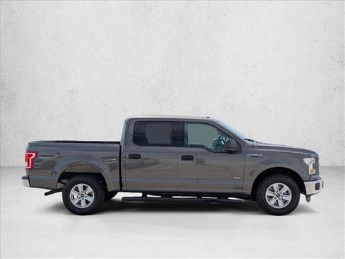 Used 2016 Ford F150 XLT RWD image 4