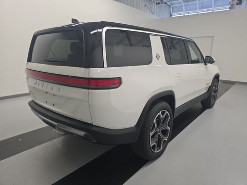 Used 2024 Rivian R1S Adventure AWD/4WD image 5