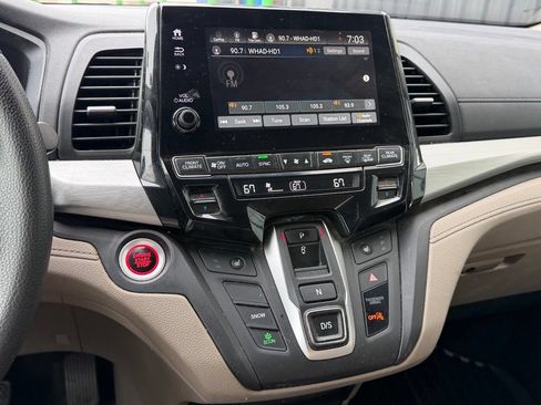 Used 2018 Honda Odyssey EX image 10