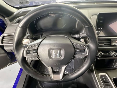 Used 2022 Honda Accord Sport image 11