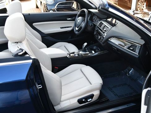Used 2017 BMW 230i xDrive Convertible AWD/4WD image 59
