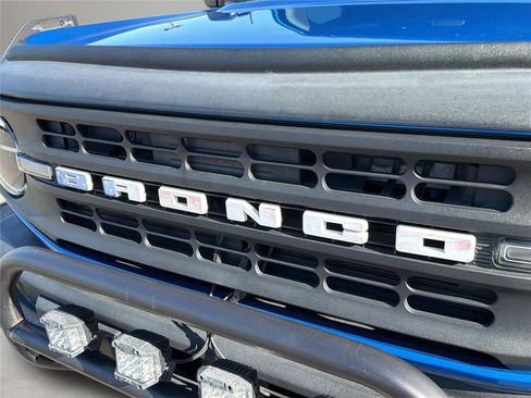 Used 2022 Ford Bronco 4-Door AWD/4WD image 31