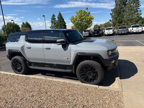 Used 2024 GMC Hummer EV 2X AWD/4WD image 2