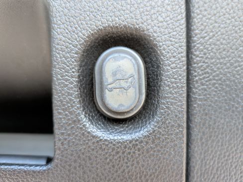 Used 2016 Chevrolet Tahoe LT RWD image 37