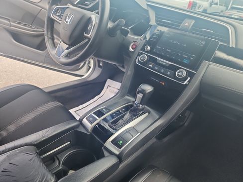 Used 2019 Honda Civic Sport image 28