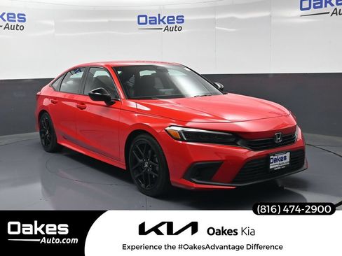 Used 2024 Honda Civic Sport image 1
