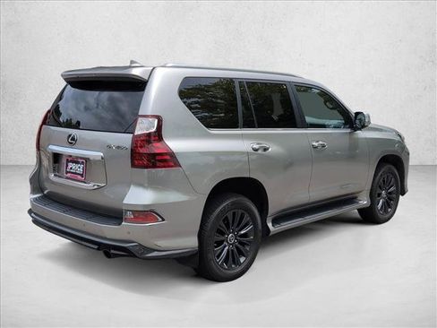 Used 2022 Lexus GX 460 Premium w/ Accessory Package AWD/4WD image 5