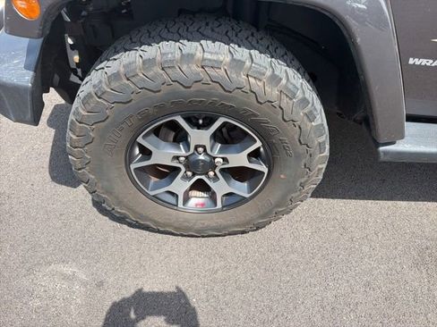Used 2014 Jeep Wrangler Sahara w/ Connectivity Group AWD/4WD image 5