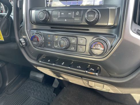 Used 2018 Chevrolet Silverado 1500 LT w/ All Star Edition AWD/4WD image 25