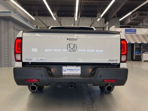 Used 2023 Honda Ridgeline RTL-E image 6