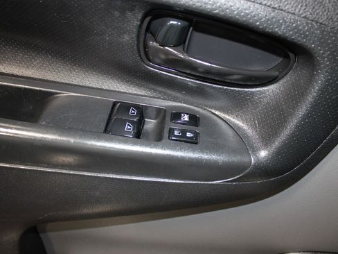 Used 2015 Nissan NV200 SV FWD image 10