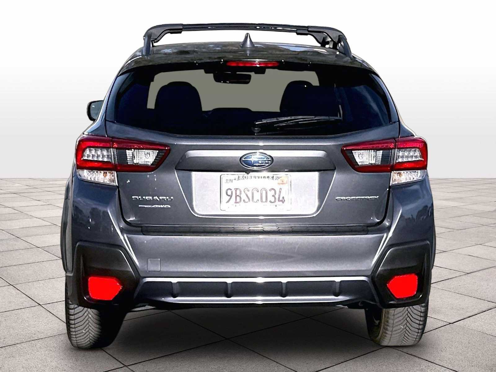 Used 2022 Subaru Crosstrek 2.0i Premium AWD/4WD image 7