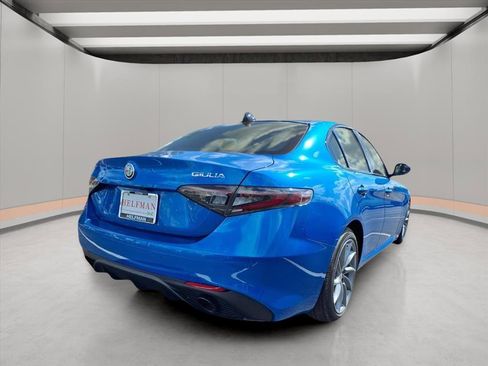 New 2025 Alfa Romeo Giulia image 7