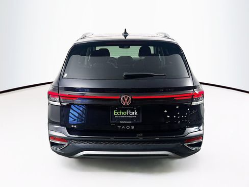 Used 2025 Volkswagen Taos SE FWD image 7