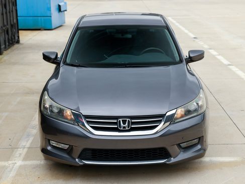 Used 2014 Honda Accord Sport image 22