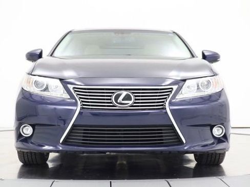 Used 2015 Lexus ES 350 w/ Luxury Package image 8