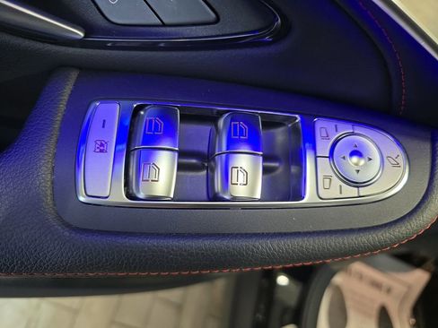 Certified 2022 Mercedes-Benz GLC 43 AMG 4MATIC image 30